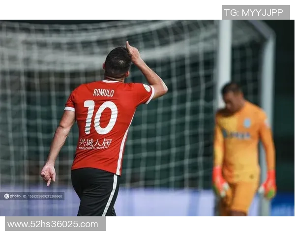 中超赛场惊艳瞬间罗慕洛远射破门引发热议 中超赛场惊艳瞬间罗慕洛远射破门引发热议