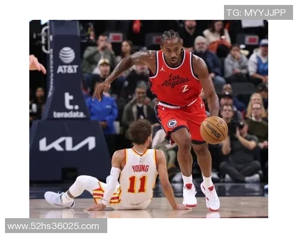 快船惜败开拓者,莱昂纳德表现稳定 快船惜败开拓者,莱昂纳德表现稳定