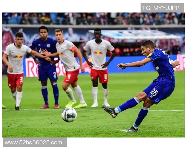 沙尔克04队德甲连败,球迷担忧战绩不佳势头难挽 沙尔克04队德甲连败,球迷担忧战绩不佳势头难挽